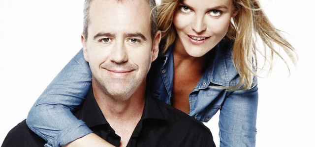 Tous les matins, Bruno Roblès et Justine Fraioli réveillent la France sur RFM. Forte du succès de la matinale, la station lance une nouvelle campagne de pub avec ses animateurs phares.